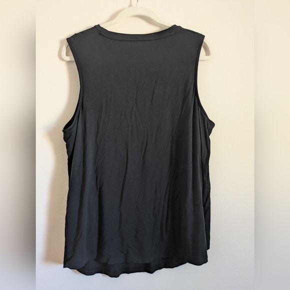 Kindred Bravely Black Relaxed Sleeveless Tank Top - Picture 4 of 4